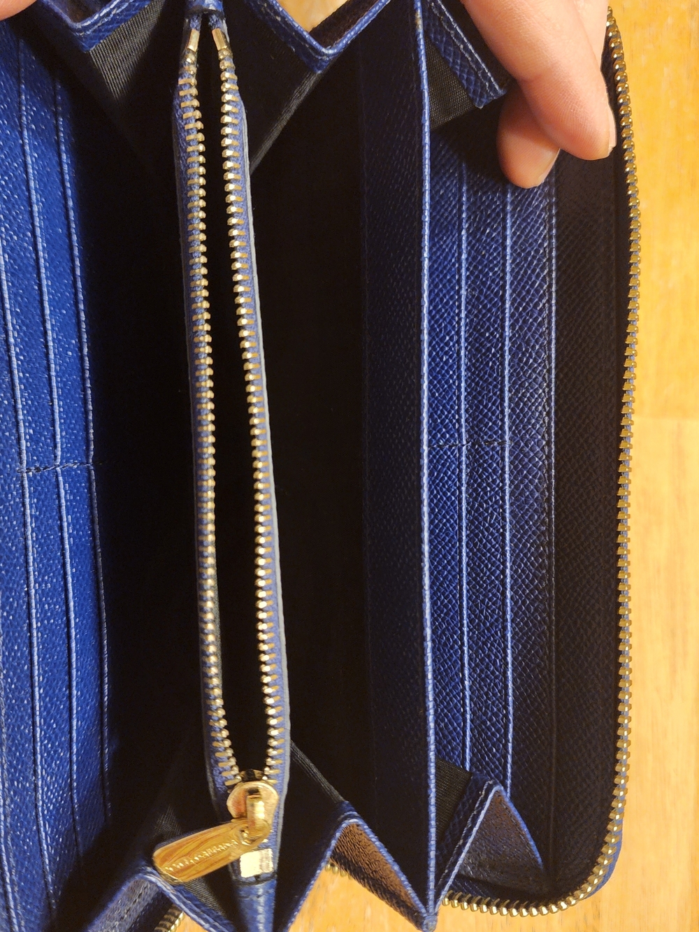 Dolce & Gabbana Yellow & Blue Printed Wallet - Picture 16 of 16